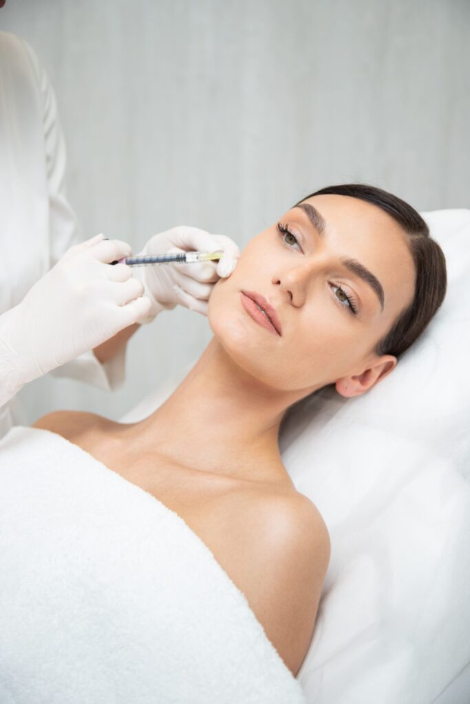 5_jaunystes_tasku_injekcijos_Profhilo_pav1