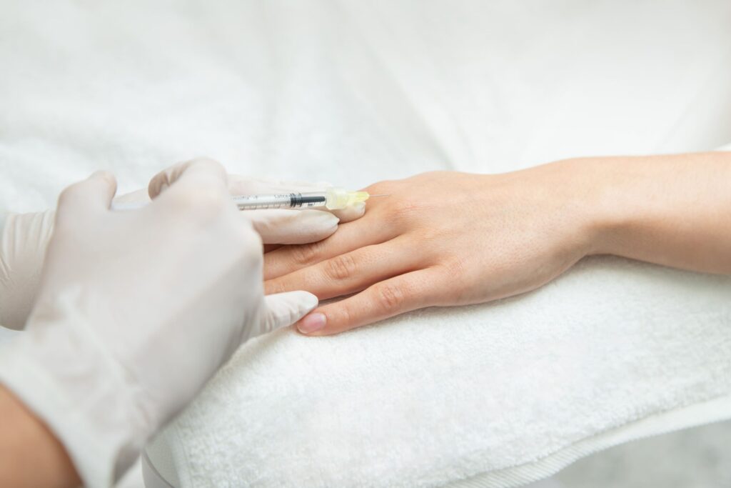 Plastaku-odos-atjauninimas-hialurono-rugsties-uzpildais